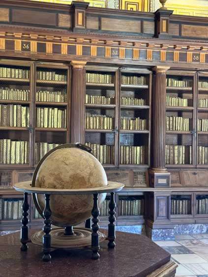 biblioteca-el-escorial Castillo de Edimburgo