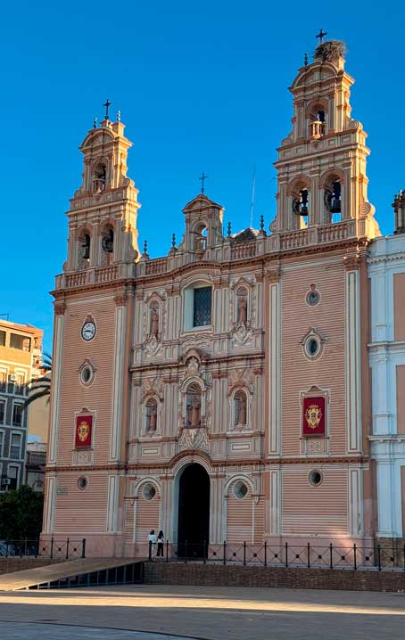 Catedral-de-huelva Castillo de Edimburgo