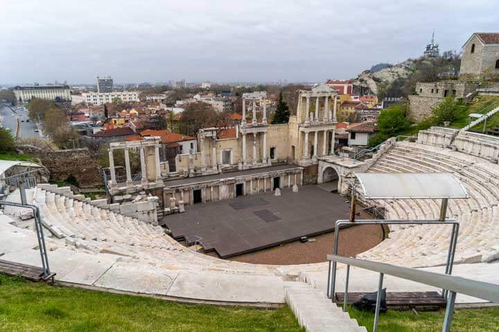 Teatro-romano-de-Plovdiv Castillo de Edimburgo